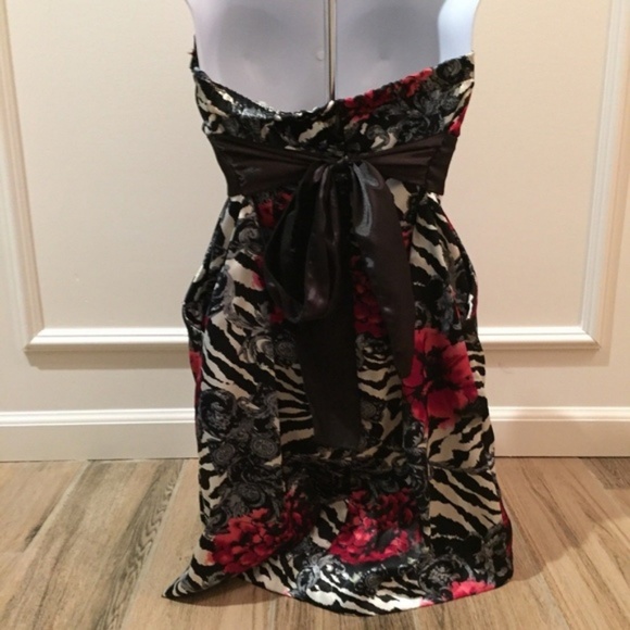 A' GACI Strapless Floral Tie Back Zebra Dress - Picture 3 of 5